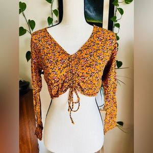 Wild Fable Women’s Floral Long Sleeve Crop Top Size S